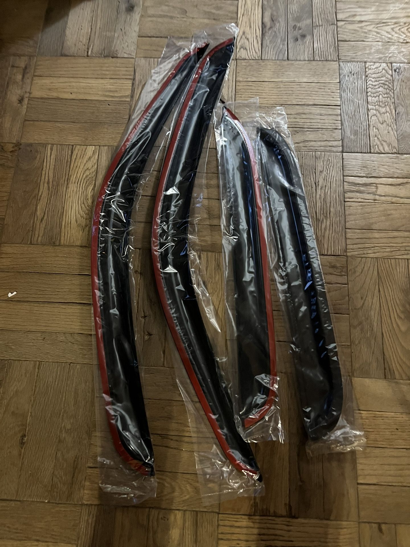 Brand New Lightronic Window Visors/defelctors