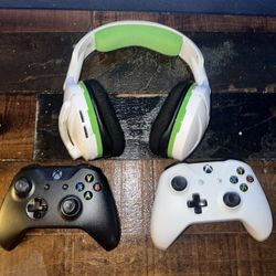 (USED) Xbox Controllers (2) With Turtle Beach Headset Stealth 600