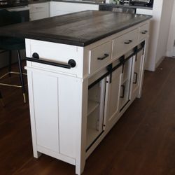 Kitchen Island