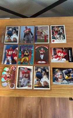 *** Tony Gonzalez - RC’s 12 Card Lot  !!! ***