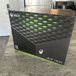 Xbox X 1TB - BRAND NEW, Unopened 