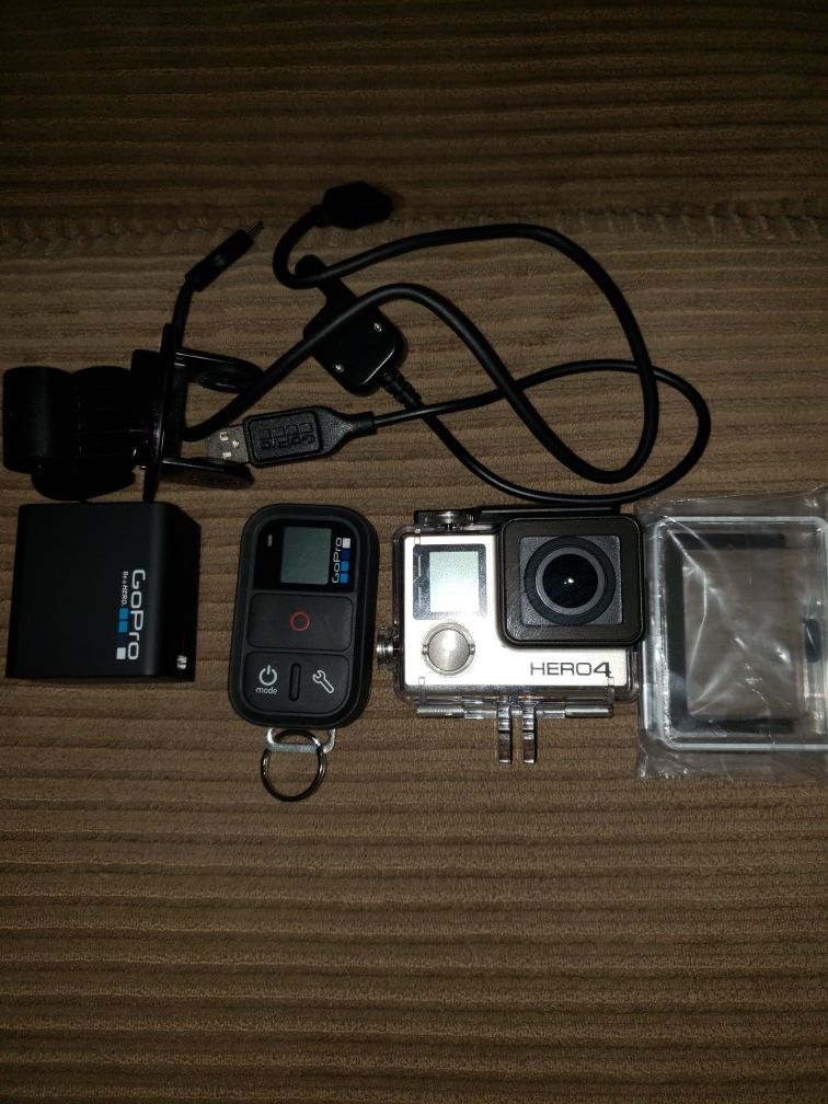 FS: GoPro Hero4 Black + Accessories