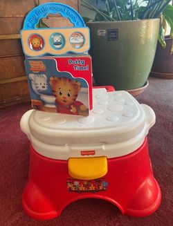 Daniel Tiger Lot of 6 Books & Potty Chair & Stool