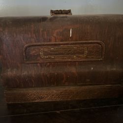 Vintage Sewing Machines 