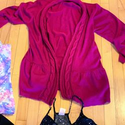 Xl  Lot Of 7 Items All For $25