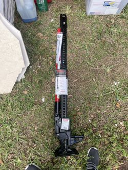 Hi-Lift Jack HL484 48" Hi-Lift Black Cast and Steel Jack for Tractor