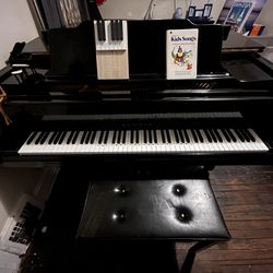 Full Size Piano 