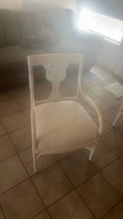 Set of 4 White Rattan Accent Chair with Upholstered Seat
