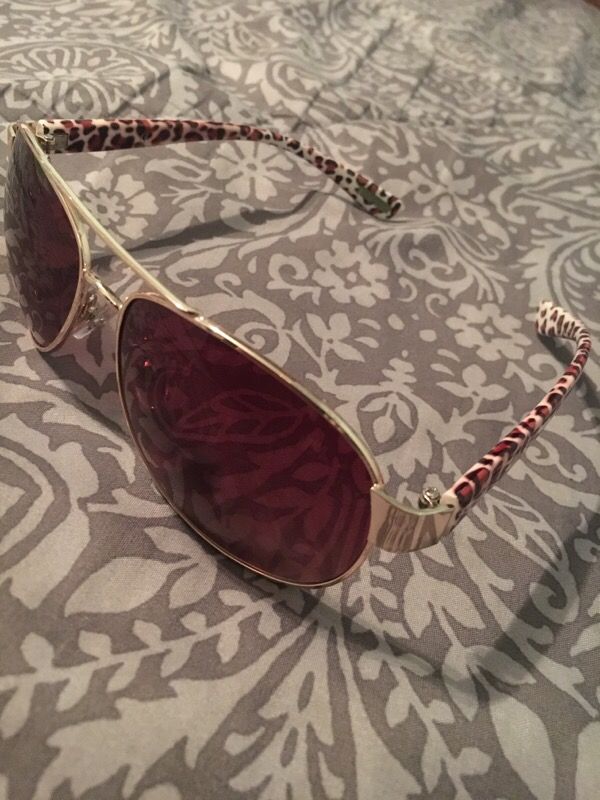 Foster grant cougar sunglasses