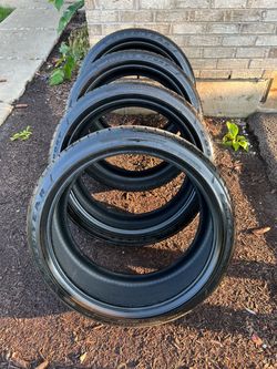 265/35/21 tires