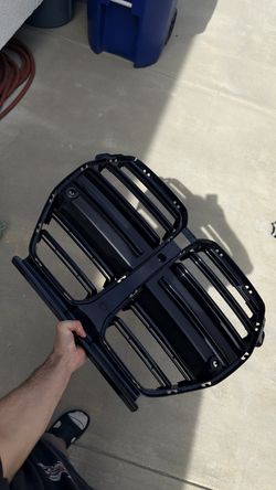 Oem BMW M3 Comp front grille
