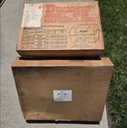 FACTORY STAPLED Vintage Ducane Model 1200 Gas Grill Head & Patio Base - New Old Stock
