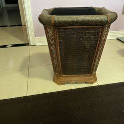 Vantage Flower Pot Holder. Can Be Used Also As An Garbage Can Or An Embrelles Holder Embrelles Holder