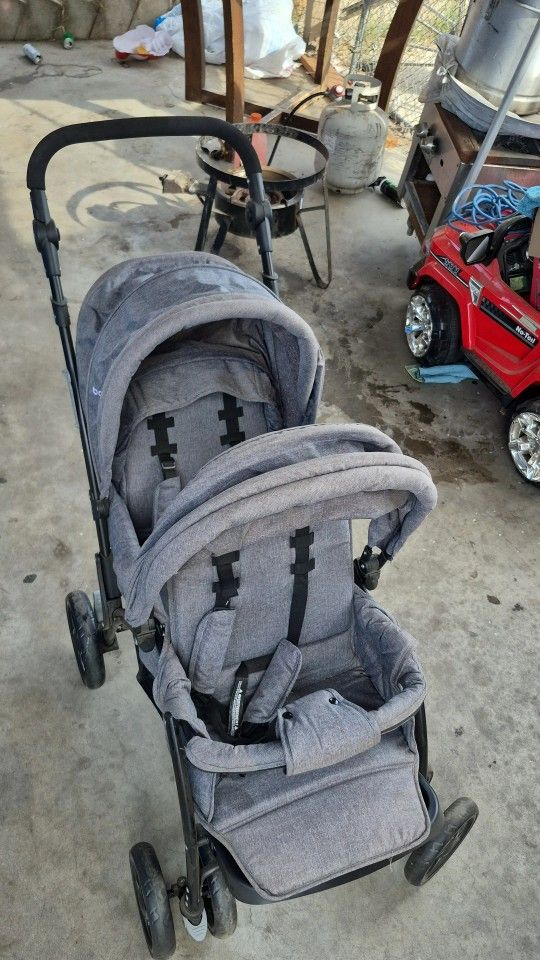 Baby stroller