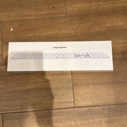 Apple Magic Keyboard with Numeric Keypad
