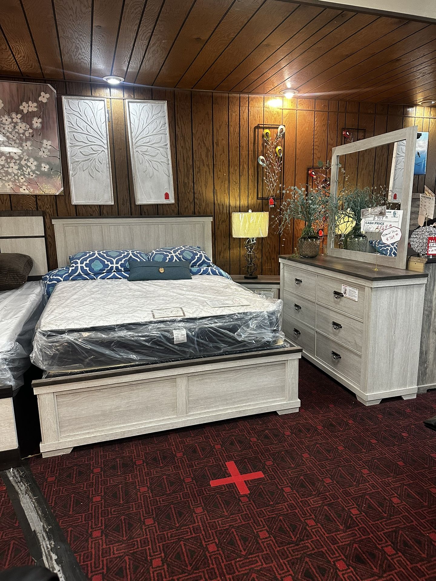 6pc Queen Bedroom Set🚨🔔🚨🔔