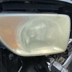 2005 Honda element headlights