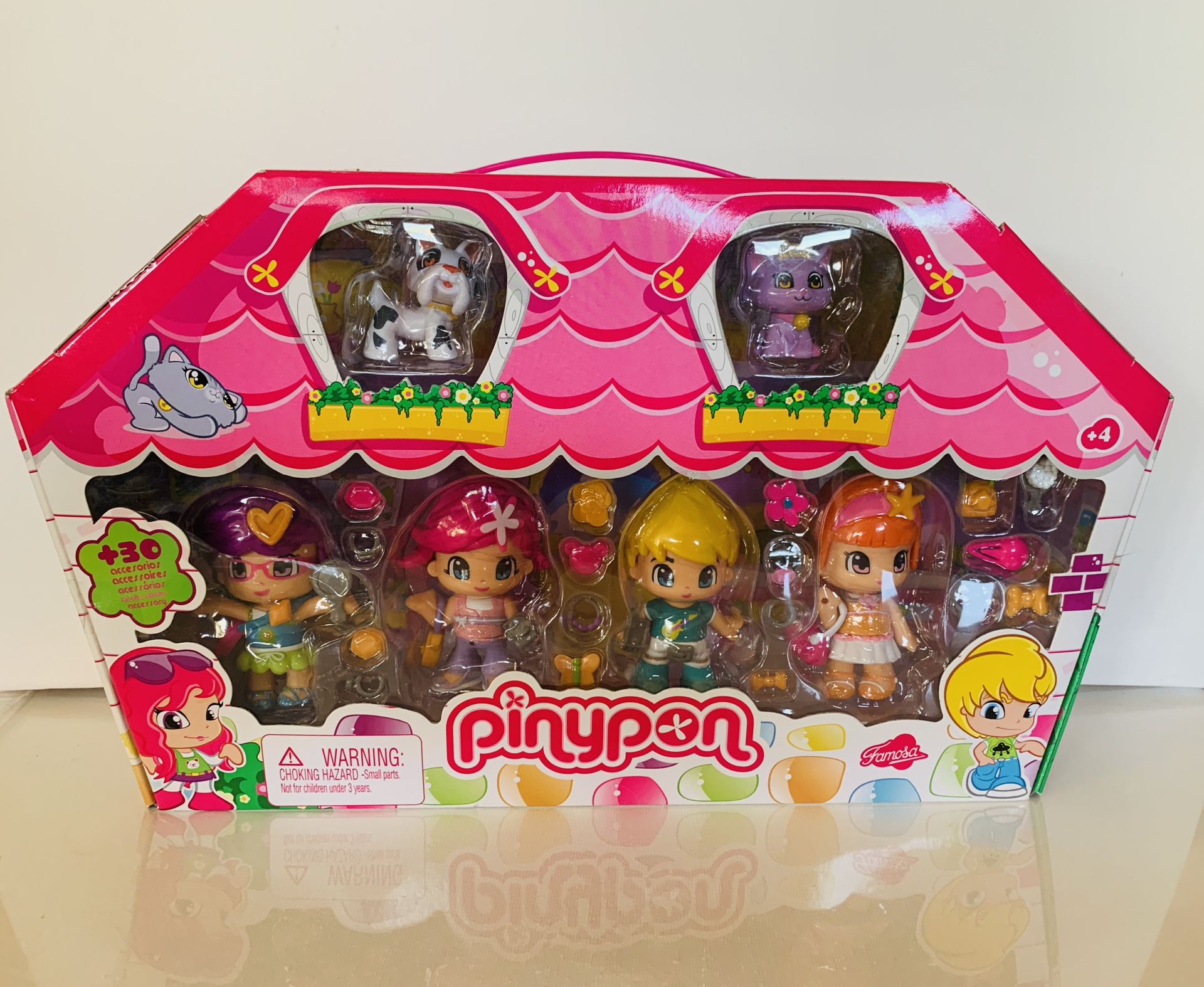Pinypon Doll Set , 5 Dolls And 2 Pets 