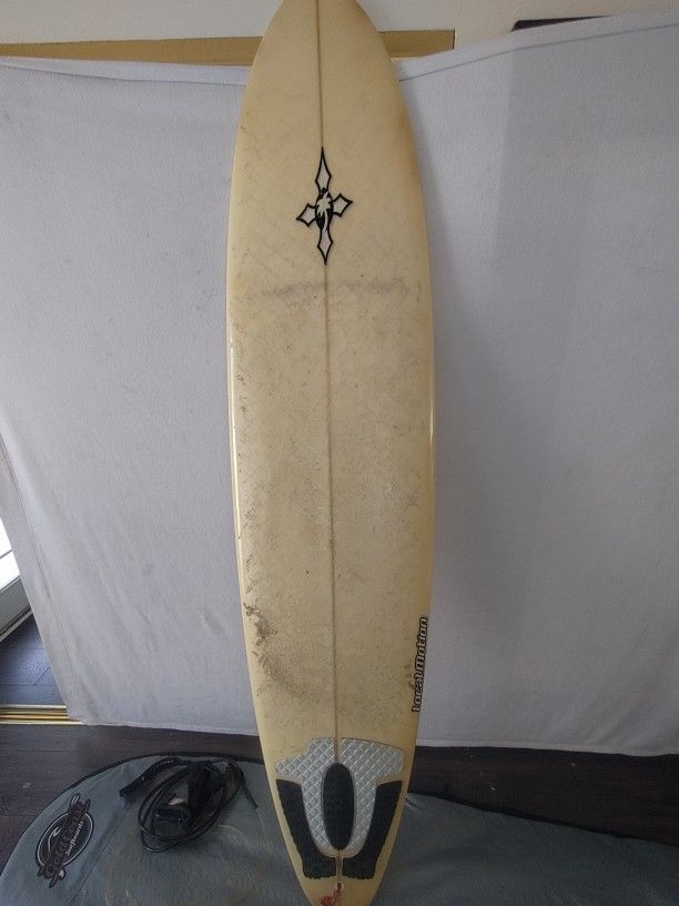 Local Motion Surfboard 7 Feet Long