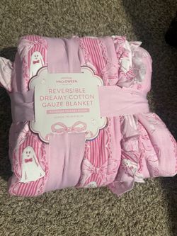 Envogue Halloween Blanket