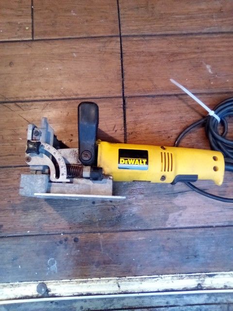 DEWALT PLATE JOINER