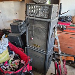 KUSTOM PA And Speakers 
