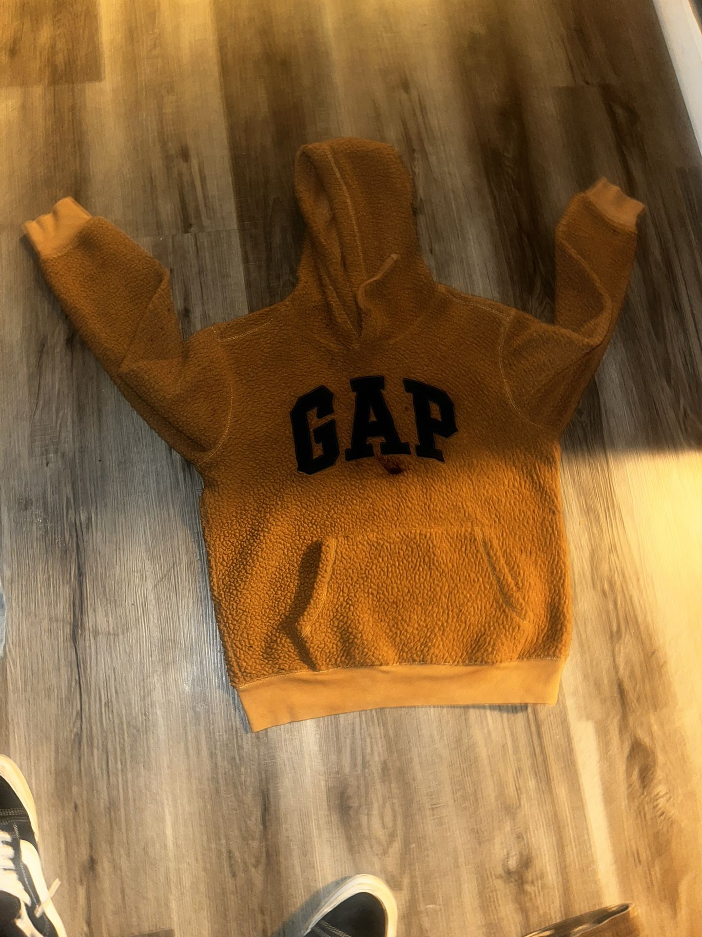 Small gap hoodie