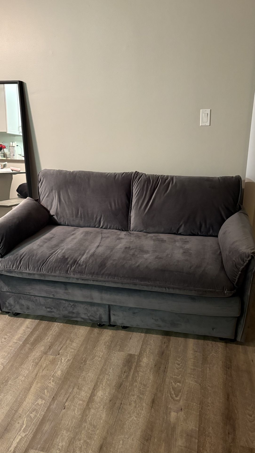 Sofa Bed / Couch Sleeper