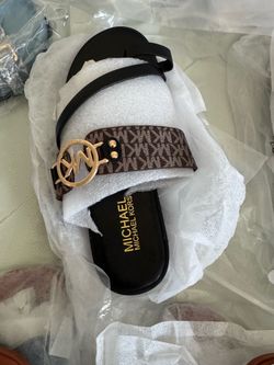 Brown black  37