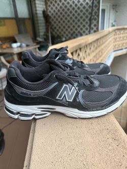 New Balance 2002R used