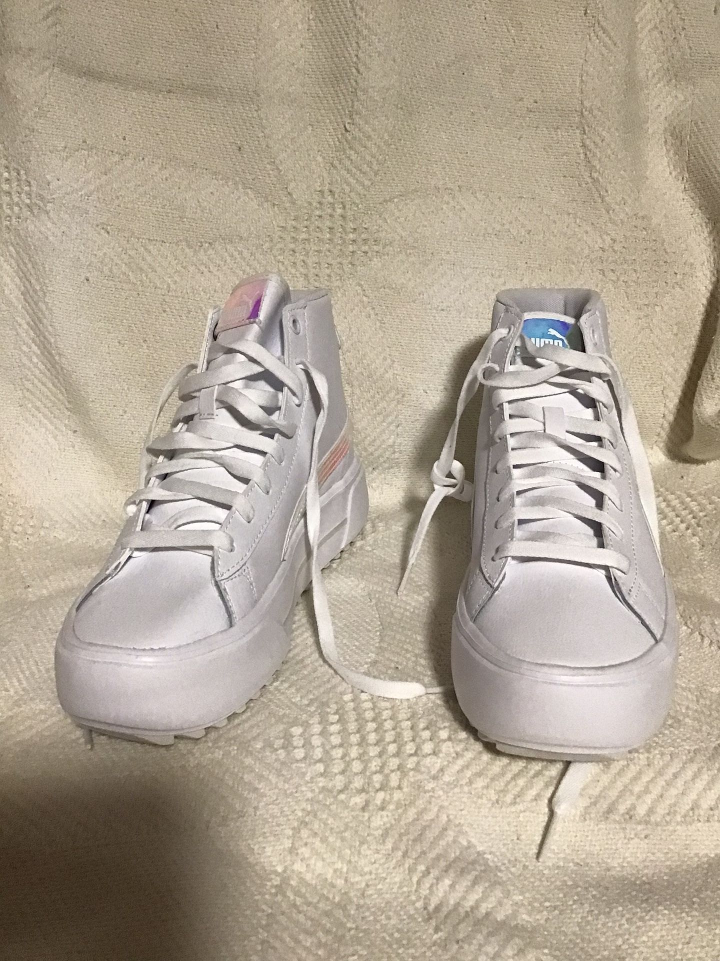 Puma Women Kaia Mid Irsistable 387109-01 White Casual Shoes Sneakers Size 6 Runs Big 7.5 New