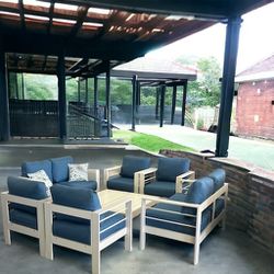 New Inbox 8-person Patio Set With Cushions(we Finance And Deliver)