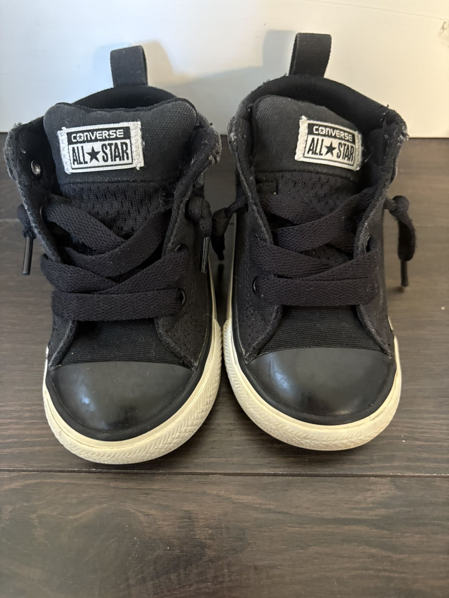 Boys 7C Converse $5 For Both