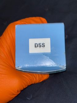 HID D5S bulbs