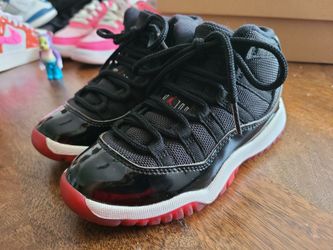 Kids 2019 Air Jordan 11 Bred Black/Red sz 11 C