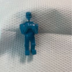 2017 Mattel World's Smallest Rock'Em Sock'Em Robots Blue Robot 3" Tall Plastic Toy Figure