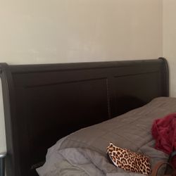 Headboard 