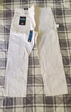 Men’s Size 36 * 30 Dickies Relaxed Fit Men's White Utility Painter Pants featuring a hammer loop and multiple tool pockets