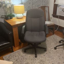 Comfortable office/productivity chair