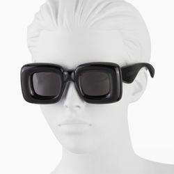 LOEWE Inflated Rectangular Sunglasses in Black