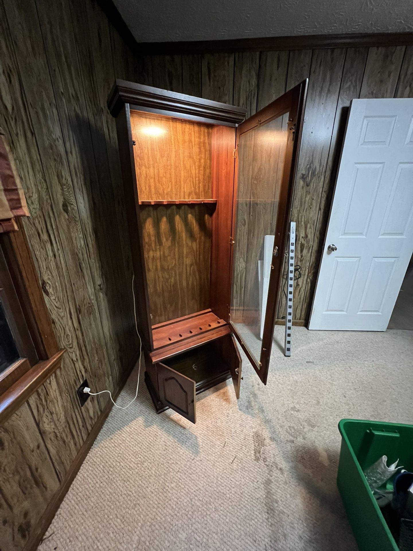Solid Wood 6 Gun Cabinet