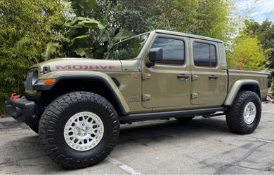 Kmc 235 Machine Beadlock 17x8.5 5x5 +0 Offset With Nitto Ridge Grappler 37x12.50R17 Tires🔥🔥🔥