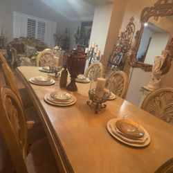 ANTIQUE DINING TABLE WITH EXTENSION AND 8 CHAIRS 