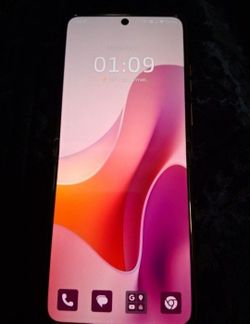 Motorola Razr 2025 Like New!! 256GB
