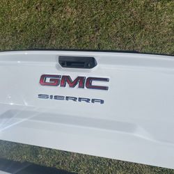 2019-2023 GMC Sierra 1500 Tailgate - W/O Power Tailgate Opt.