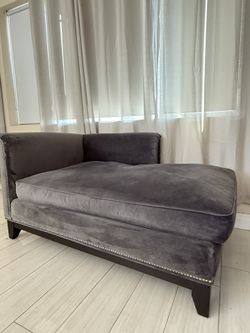 Chaise Lounge