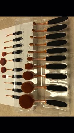 Makeup Brushes