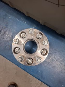 Aluminum Wheel Spacers with Lug Nuts