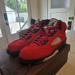 Jordan 5 Raging Bull Size 11.5