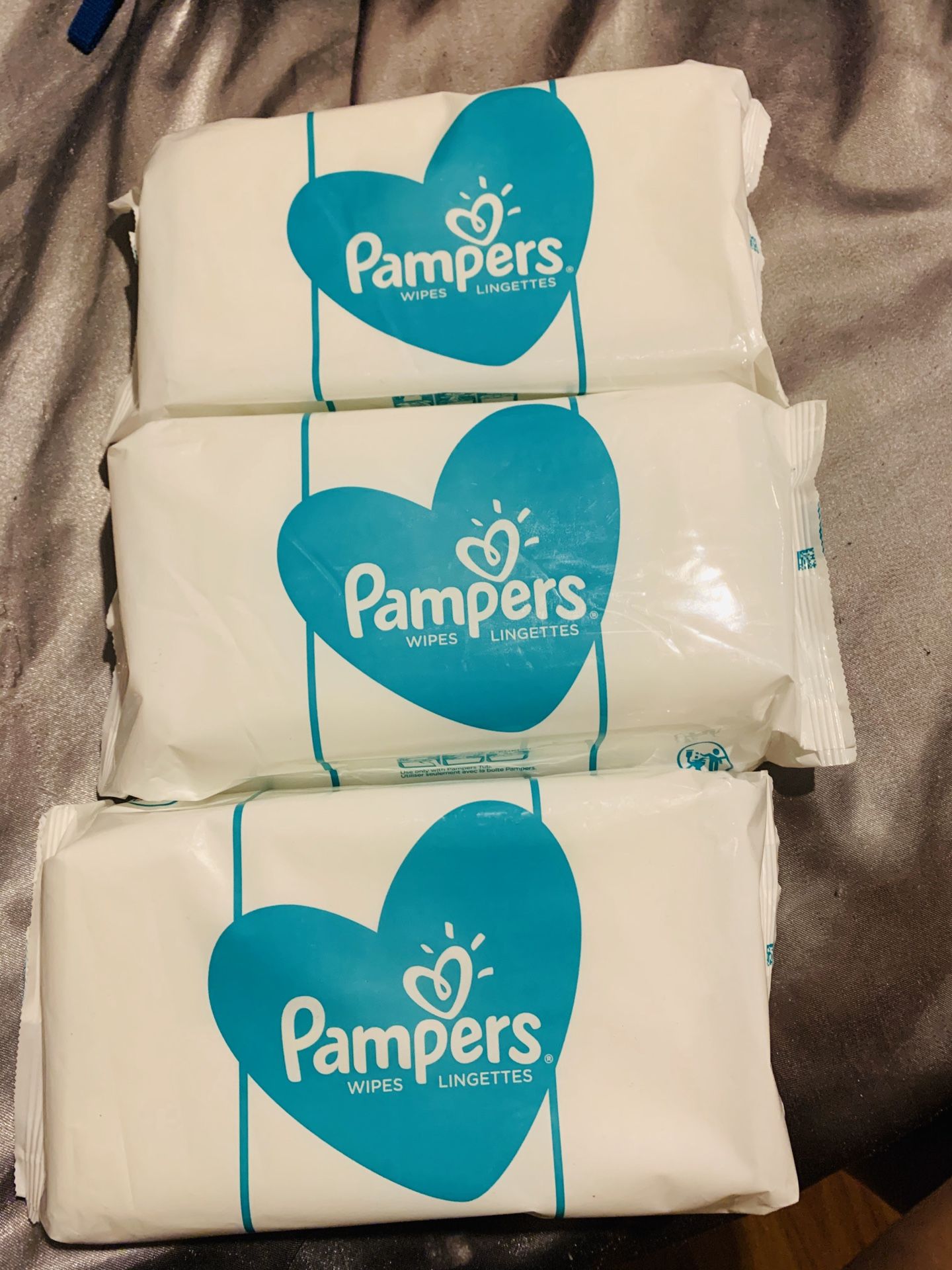 Pampers wipes